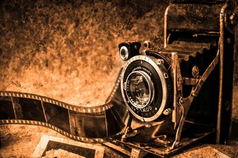 Stara kamera filmowa jako ilustracja wspomnienia o aktorze
